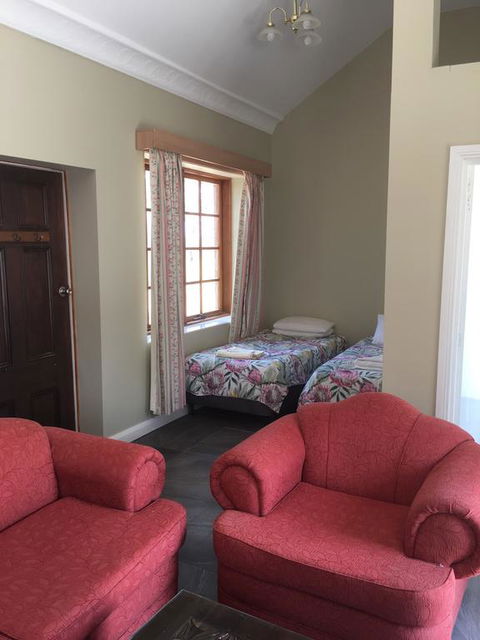 Hatchers Richmond Manor - Accommodation Bookings 3