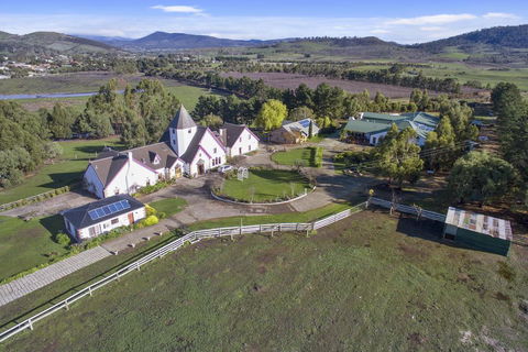 Hatchers Richmond Manor - Accommodation Bookings 2