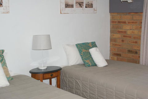 Hawks Nest Motel - Accommodation Bookings 1