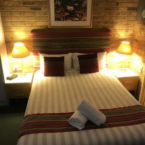 Hawks Nest Motel - Accommodation Bookings 3