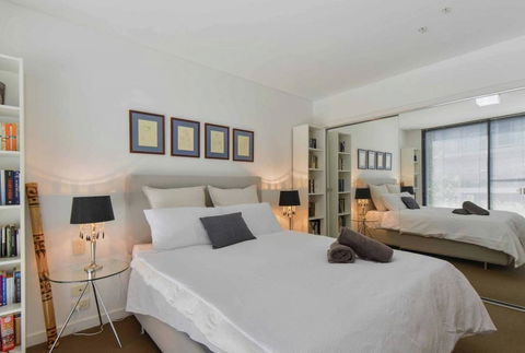 HAZEL Chapel St Socialite. Pool, Spa & Gym - Accommodation Bookings 2