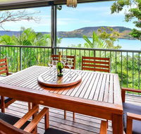 Heliconia 10 Newly Renovated Centrally Located House Hamilton Island