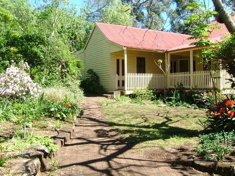 Hermitage Cottage - Accommodation Bookings 1