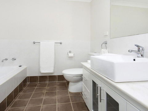 Hidden Gem On Manning - Great Location Opposite Surf Beach - Accommodation Bookings 2