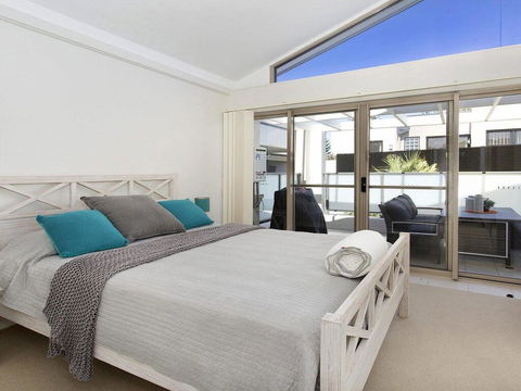Hidden Gem On Manning - Great Location Opposite Surf Beach - Accommodation Bookings 1
