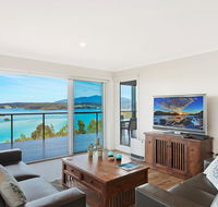 Hillcrest Views of Wagonga