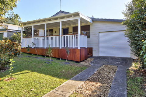 Hillsborough Cottage - Accommodation Bookings 0