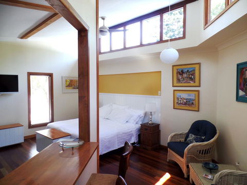 Hilltop B&B - Accommodation Bookings 1