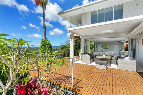 Hilltop Rainforest Retreat - Accommodation Bookings 0