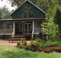 Hillview Chalet - Accommodation Bookings