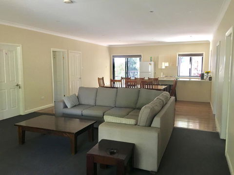Hillview Farmstay - Accommodation Bookings 1