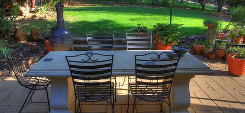 Hillview Oak B&B - Accommodation Bookings 1