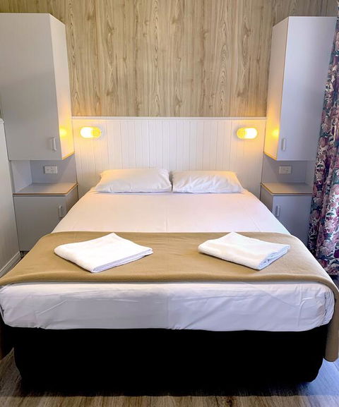 Holbrook Motor Village - Accommodation Bookings 3