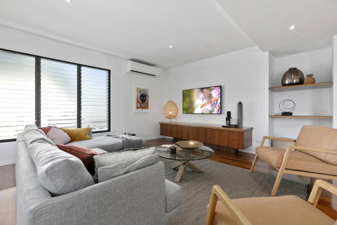 Holiday Hideaway, Sunshine Beach - Accommodation Bookings 2
