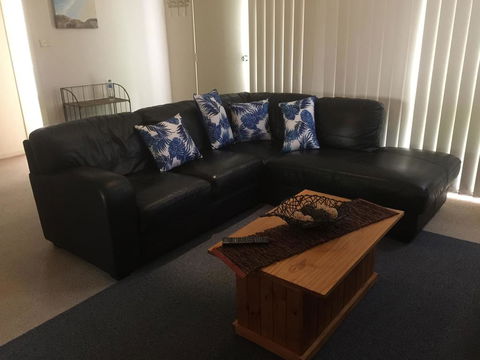 Holiday Home In The Heart Of Anglesea - Accommodation Bookings 2
