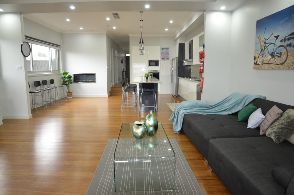 Fairfield East NSW Accommodation Bookings