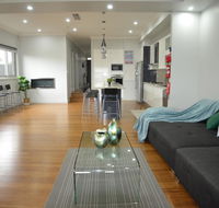 Home away from home newly built and spacious - Accommodation Bookings