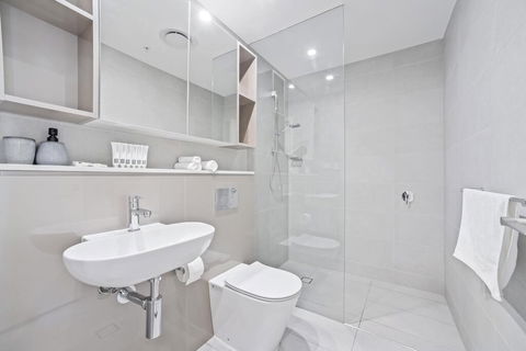 HomeHotel-Luxury Home, High Rise With View. - Accommodation Bookings 1