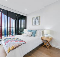 HomeHotel-Luxury Home High Rise with View.