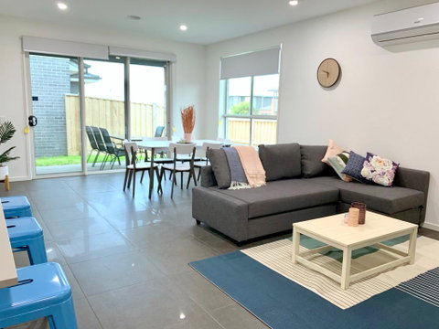 Homely Getaways In New Torquay - Accommodation Bookings 0