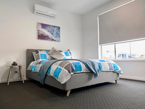 Homely Getaways In New Torquay - Accommodation Bookings 1