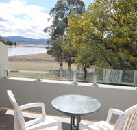 Horizons 115 - Lake Jindabyne Waterfront
