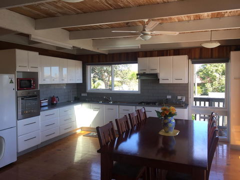 Island Getaway - Accommodation Bookings 0
