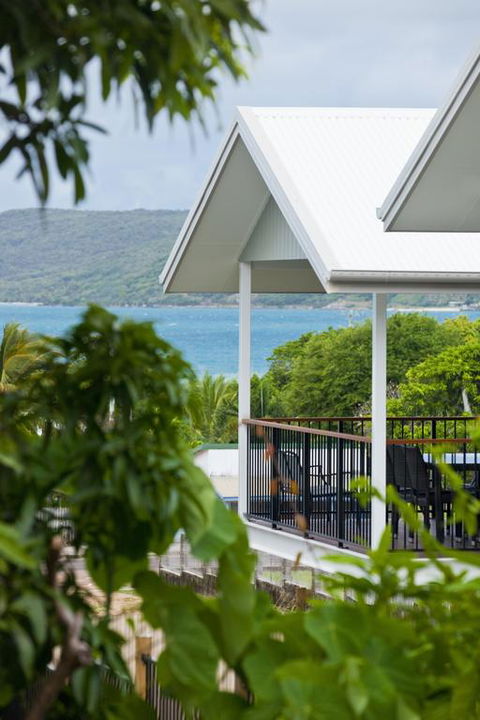 Island Villas & Apartments - Accommodation Bookings 3
