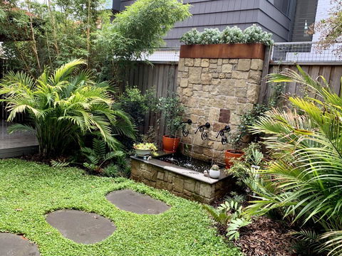 Jacaranda Garden Retreat - Accommodation Bookings 0