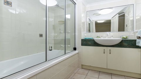 Jade Waters Hervey Bay - Accommodation Bookings 1