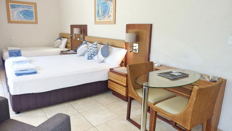 Jadran Motel & El Jays Holiday Lodge - Accommodation Bookings 1