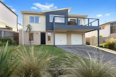 Jan Juc Ocean Views - Pet Friendly - Accommodation Bookings 0