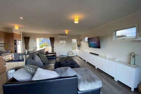 Jan Juc Ocean Views - Pet Friendly - Accommodation Bookings 2