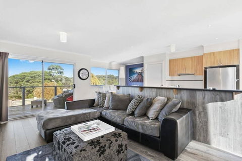 Jan Juc Ocean Views - Pet Friendly - Accommodation Bookings 1