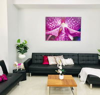 Jewel in the West-Newly Built and Spacious - Accommodation Bookings