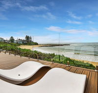JoeAnne at Blue Bay Absolute Beachfront - Accommodation Bookings