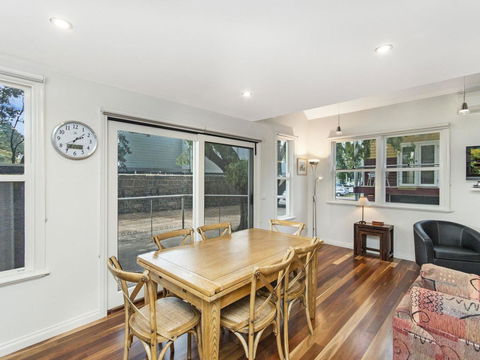JOHANSSON'S PERCH COTTAGE - Accommodation Bookings 0