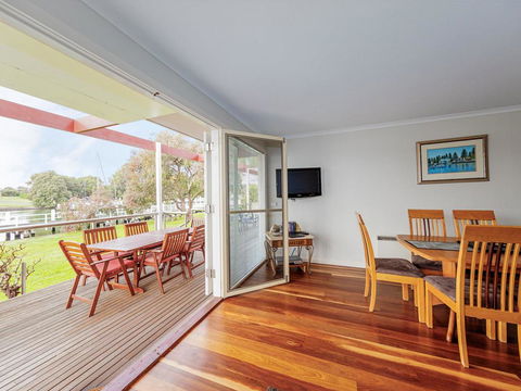 JOHANSSON'S PERCH No. 1 - Accommodation Bookings 1