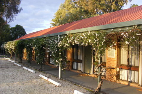 Jolly Swagman Motor Inn Holbrook - Accommodation Bookings 2