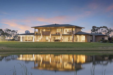 Jolong Park Club House - Accommodation Bookings 0