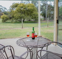 Karinya Cottage - Pet friendly country retreat - Accommodation Bookings