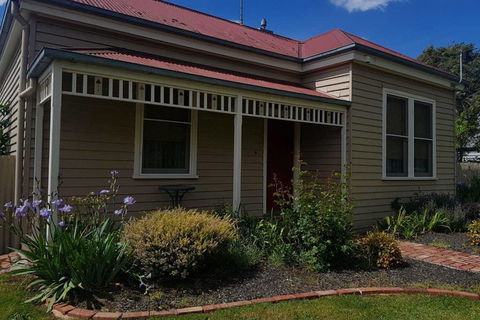 Kenmaur Cottage - Accommodation Bookings 1