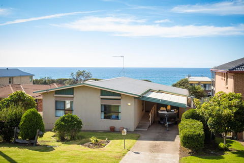 Kianga Parade Beach House - Accommodation Bookings 0
