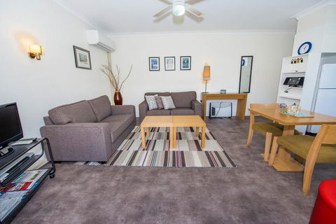 Kimbriki Unit 8 - Shoal Bay - Accommodation Bookings 0