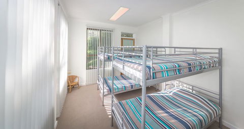 King Of North Bay - 103 Gold Coast Drive - Accommodation Bookings 2