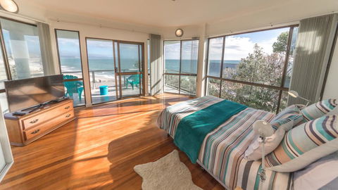 King Of North Bay - 103 Gold Coast Drive - Accommodation Bookings 1