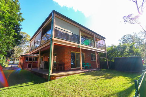 Kingfisher LakeHouse - Accommodation Bookings 0