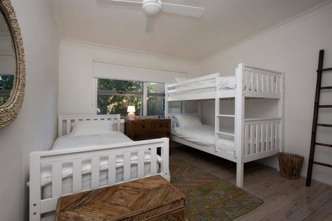 Kirby's Berrara Beach House - Accommodation Bookings 1