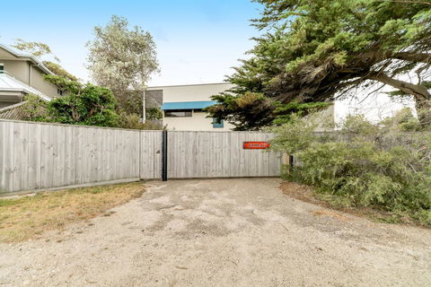 Korak - Accommodation Bookings 2
