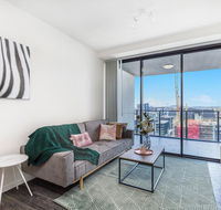KOZYGURU SOUTH BRISBANE FUNKY 1 BED APT FREE PARKING QSB027-1810 - Accommodation Bookings